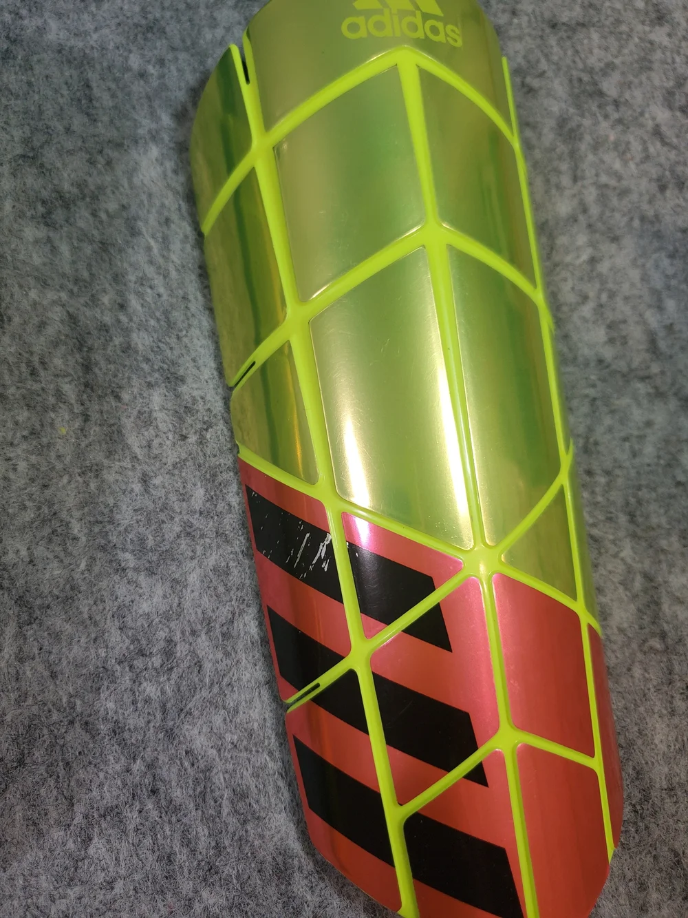Adidas Soccer Shin Guards with Sleeves - Black with Neon Green/Yellow Size M New